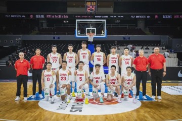 开云官网-末节大逆转！中国男篮击败省队！谢谢你，赵继伟